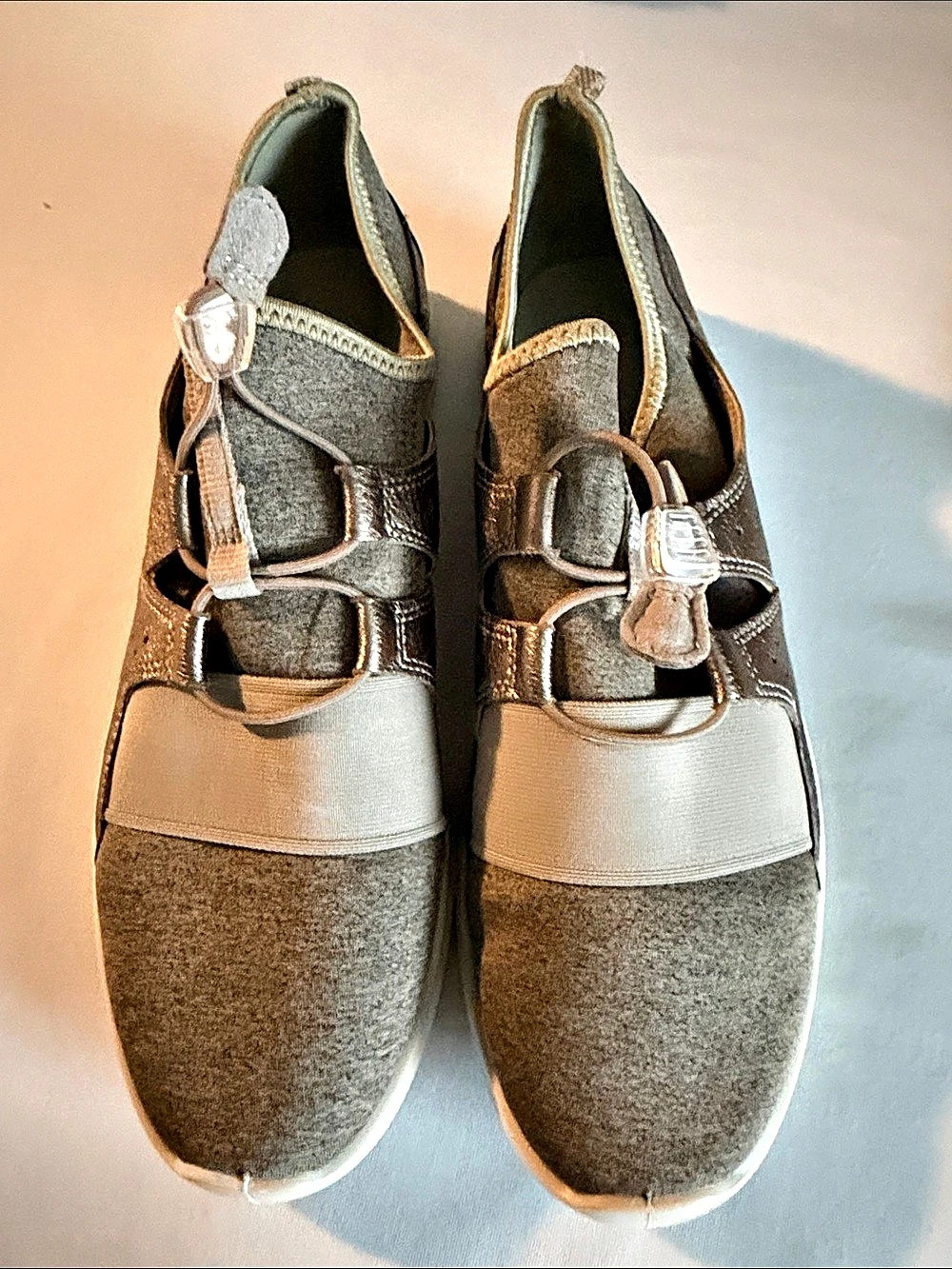 ECCO Intrinsic 2 Slip On Sneaker Sneakers Gold